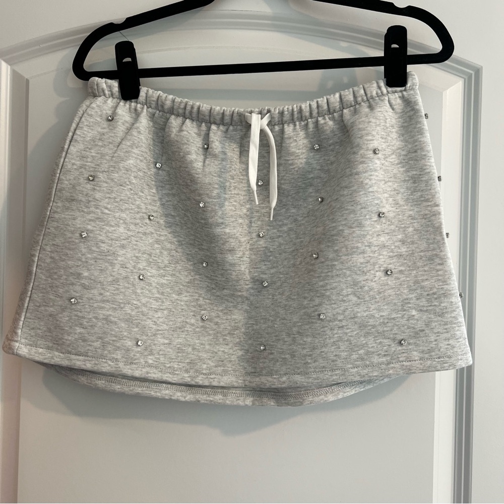 H&M NWT Gray Embellished Skirt
